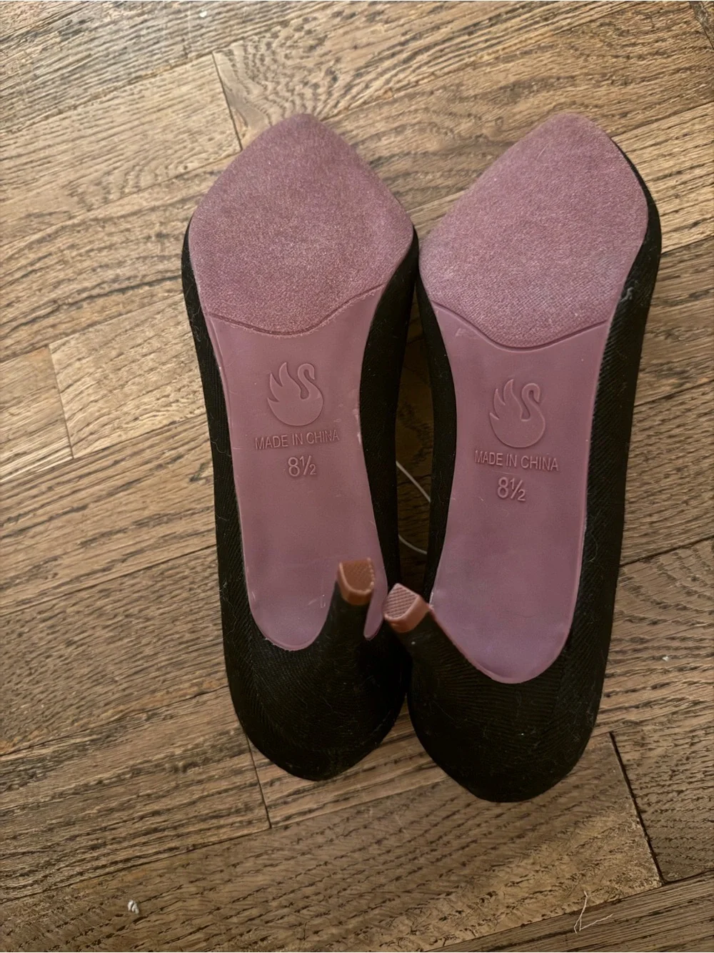 Gloria Vanderbilt Black Pointed Toe Stiletto Pumps for Women